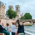 Paris: Family-Friendly River Seine Guided Cruise - The Experience in Detail