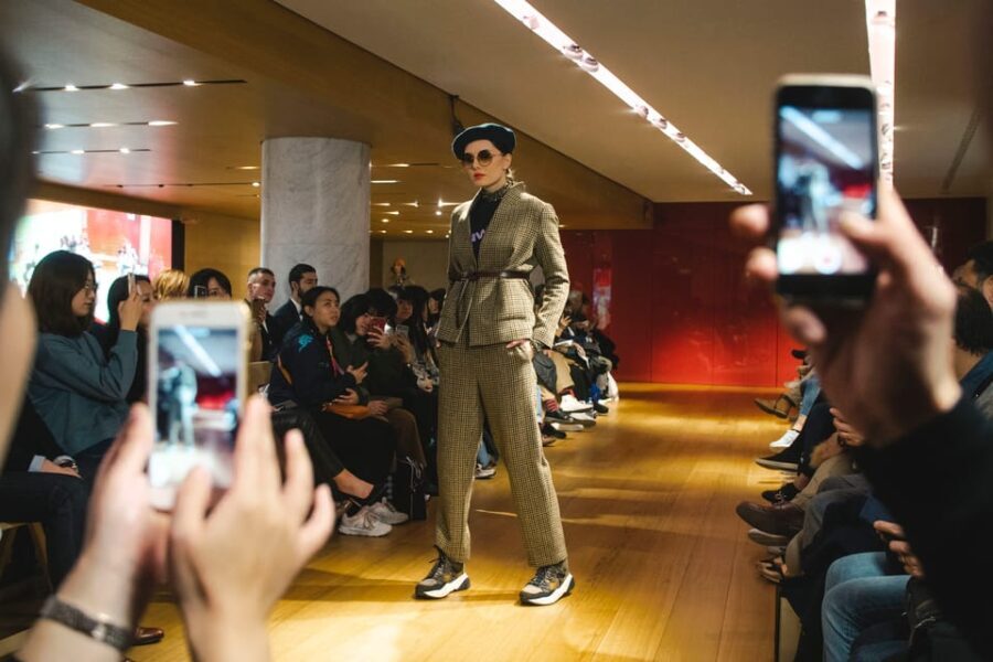 Paris: Fashion Show at Galeries Lafayette Haussmann - A Detailed Look at the Paris Fashion Show Experience