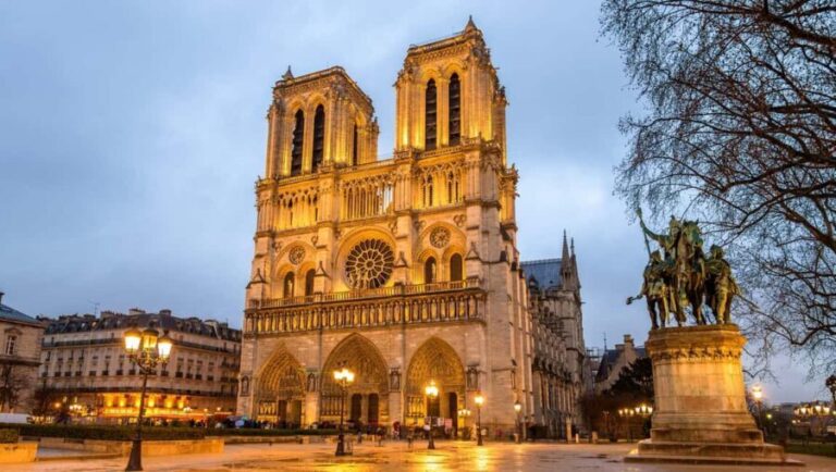 Paris: From the Roman Era to the Middle Age Walking Tour - What to Expect and Practical Tips