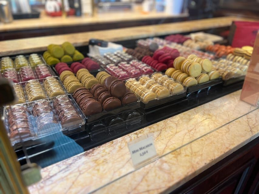 Paris: Guided Montmartre Walking Tour with Food & Wine - Practical Details That Matter