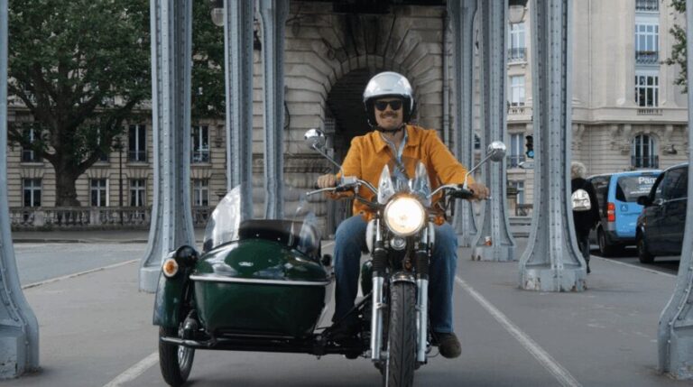 Paris: Guided Side Car Tour with Bottle of Champagne - Exploring the Details of the Sidecar Tour