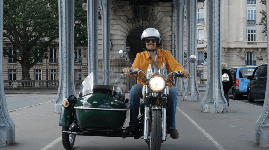 Paris: Guided Side Car Tour with Bottle of Champagne - Exploring the Details of the Sidecar Tour