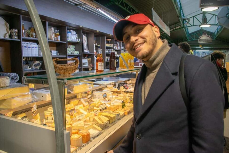 Paris: Introduction to your Neighborhood Tour - Walking Through Your Neighborhood: What Makes It Special
