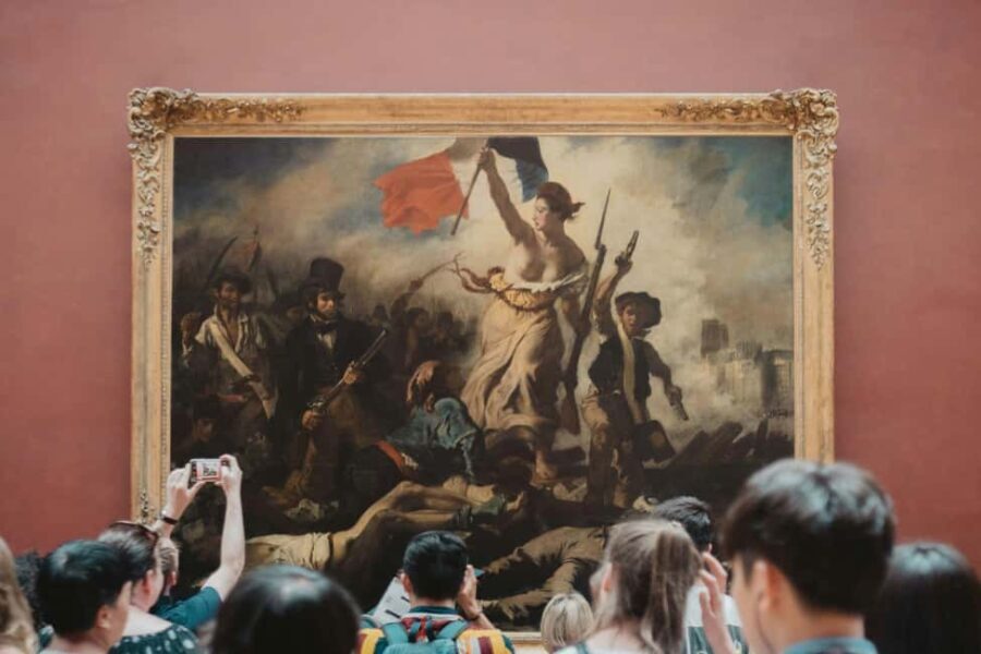 Paris: Louvre Museum Access with Host and Hop-On Hop-Off Bus - A Close Look at the Experience