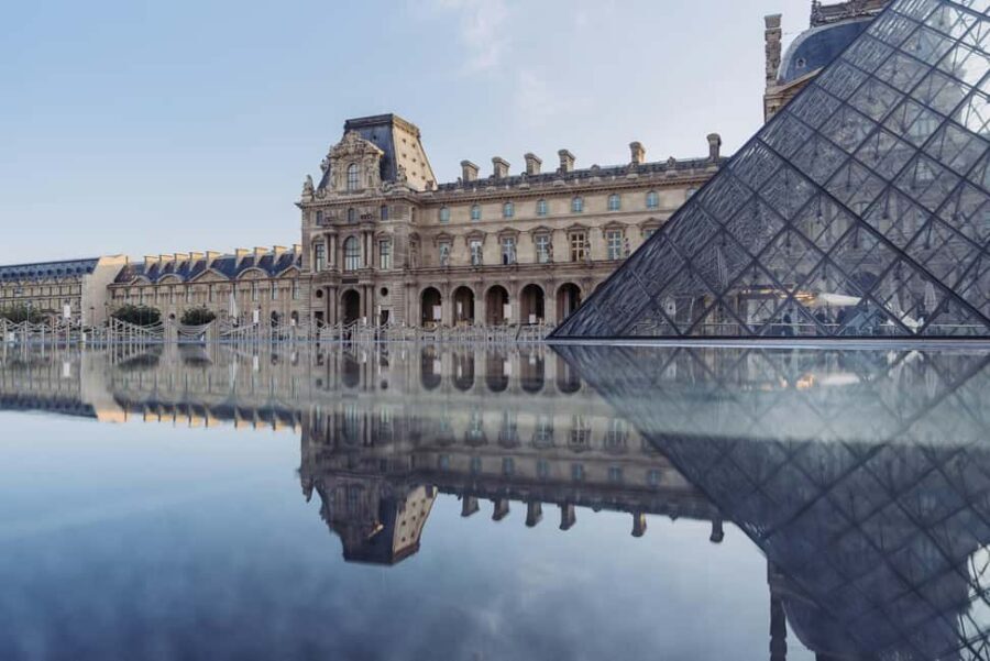 Paris: Louvre Museum Masterpieces Tour with Reserved Access - The Optional Wine & Cheese Tasting