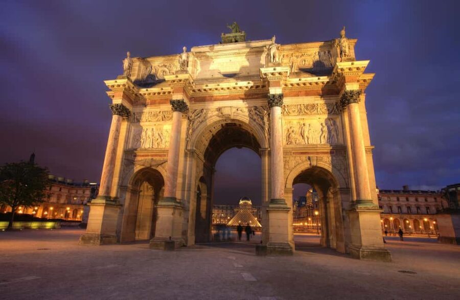 Paris: Louvre night tour with private guide - An In-Depth Look at the Louvre Night Tour