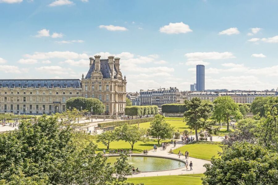 Paris: Louvre Private Family Tour for Kids + Reserved Entry - The Itinerary in Detail