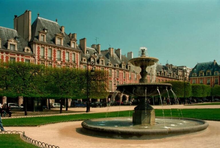Paris: Marais Guided Tour With a local parisian guide - What’s Included and What’s Not