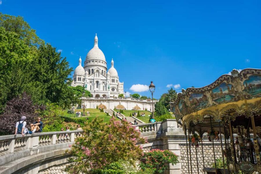 Paris Montmartre: 2-Hour City Tour in German - A Closer Look at What You Can Expect