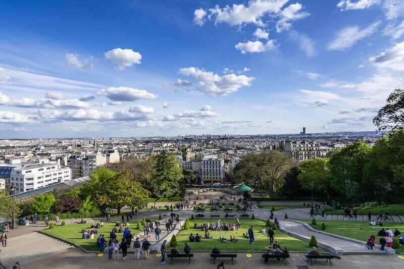 Paris: Montmartre Highlights Walking Tour with a Local Guide - The Itinerary Breakdown