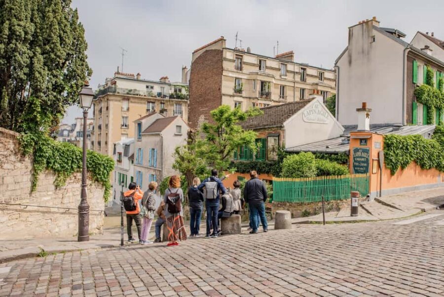 Paris: Montmartre Walking Tour with Official Local Guide - What’s Included and What’s Not