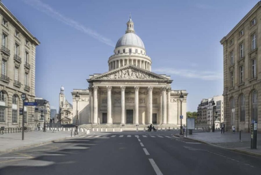 Paris: Panthéon Private guided tour with entrance ticket - The Crypt and Mausoleum: Honoring France’s Greats