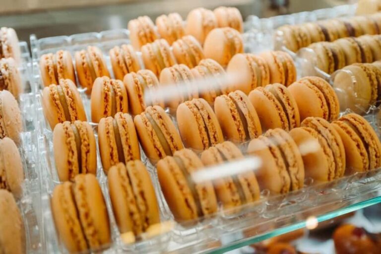 Paris: Pastries and Chocolate Walking Food Tour - The Practical Details That Matter