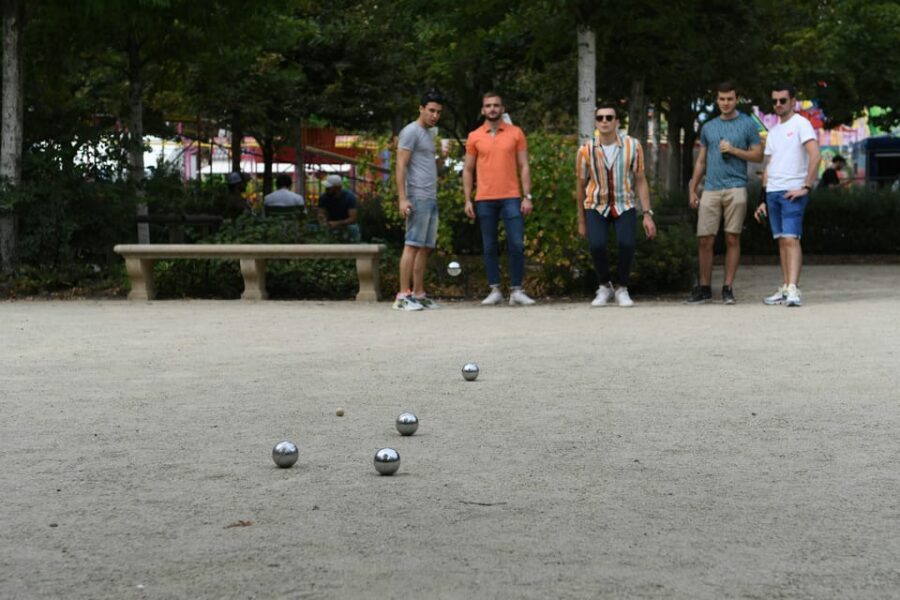 Paris: Pre-Dinner Drinks with Petanque Game (Bocce Ball) - Who Will Love This Tour?