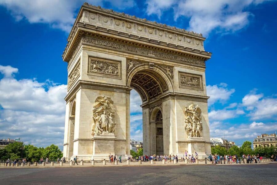 Paris: Private City Sightseeing Tour with Driver - A Close Look at the Experience