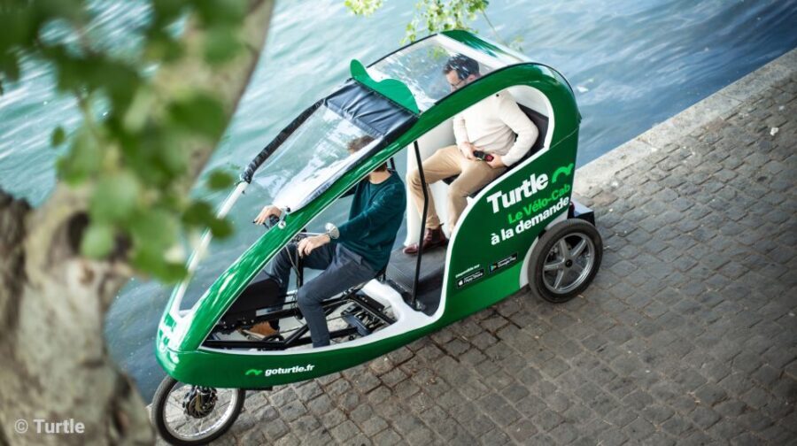 Paris : Private guided tour in Rickshaw bike - Napoléon - The Detailed Itinerary Breakdown