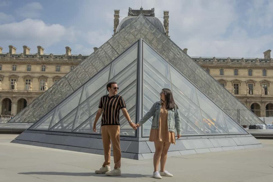 Paris: Private Photoshoot Outside the Louvre Museum - Who Should Consider This Photoshoot?