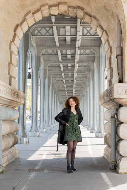 Paris: Professional Photoshoot in Iconic Locations - Exploring the Experience in Detail