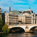 Paris: Romantic Cruise with 3-course Dinner on Seine River - Who Should Consider This Experience?