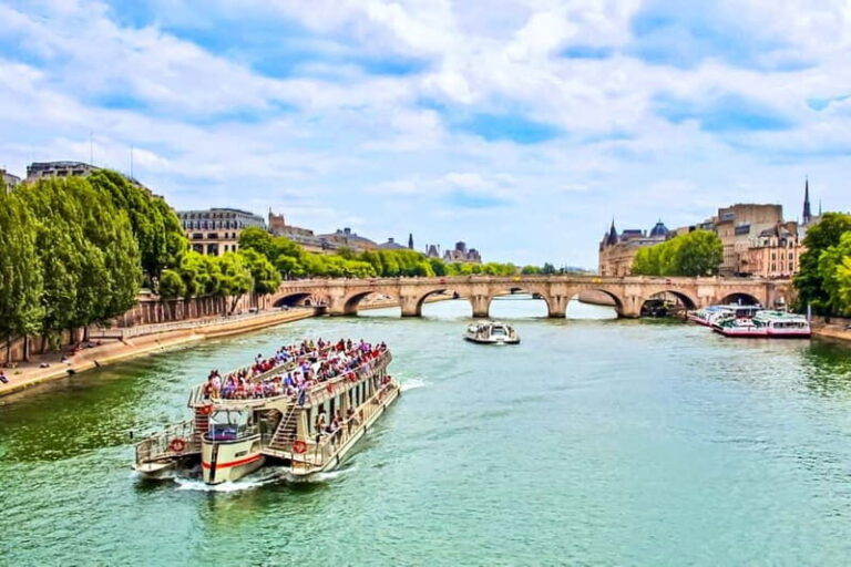 Paris: Seine Cruise & Crepe Tasting near the Eiffel Tower - Practical Tips to Maximize Your Experience