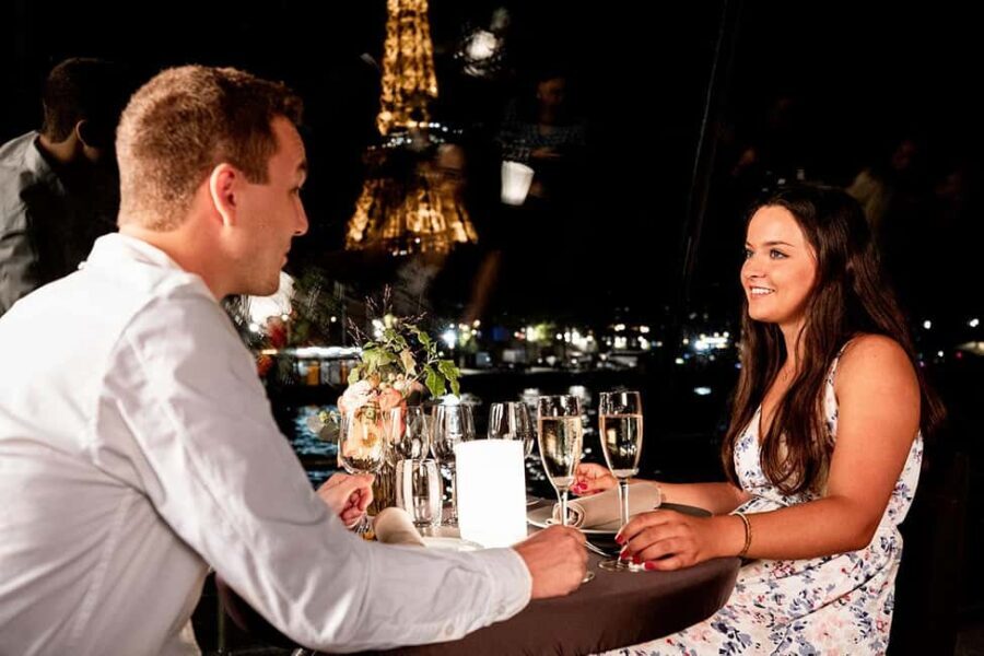 Paris: Seine Cruise in Paris with 5-Course Christmas Dinner - Who Would Enjoy This?