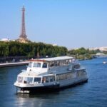 Paris : Seine River Lunch cruise from Eiffel Tower - The Experience: An In-Depth Look