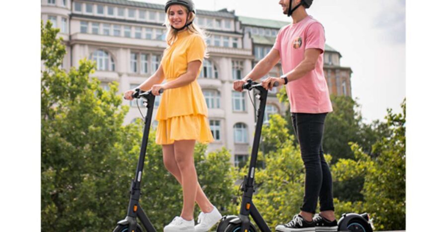 Paris: Small-Group E-Scooter Tour with a Local Guide - Practical Details and Tips