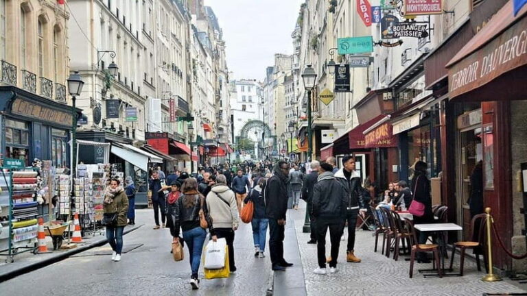 Paris: The Great Crosswalk! Chronological view of Paris! - An In-Depth Look at the Tour