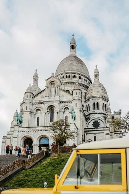 Paris: Ultimate Private City Tour in a Vintage Land Rover - A Closer Look at the Paris Vintage Land Rover Experience