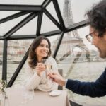 Paris : Valentine's Day Diner Cruise on the Seine river - FAQ