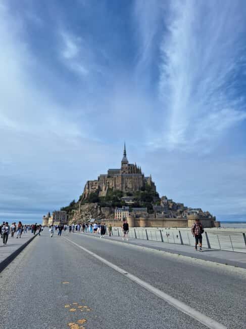Paris VIP: Le Mont Saint Michel Chauffeur Driven Tour 14hrs - An In-Depth Look at the Mont Saint Michel Private Day Trip