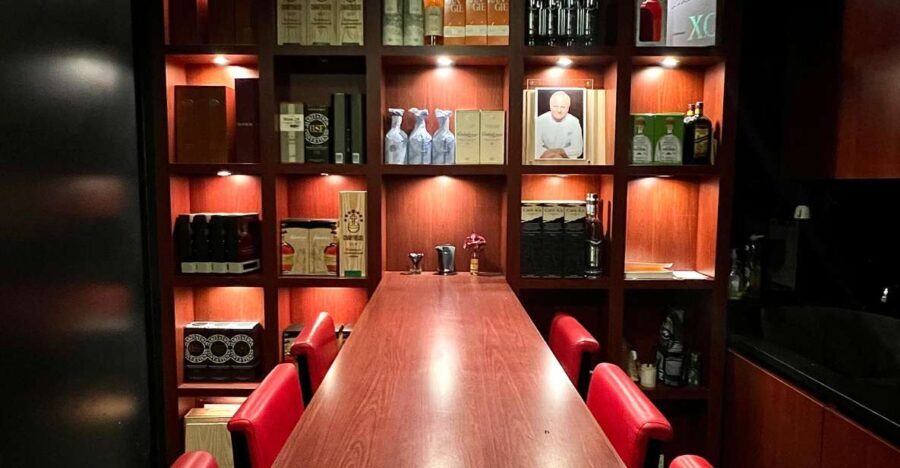 Paris : Wine tasting at the cellar of Joël Robuchon - Who Should Book This Tour?