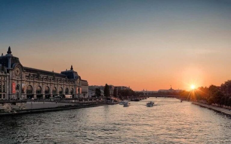 Paris:Private 2-Hour Customizable City Tour with Local Guide - Who Is This Tour Best For?