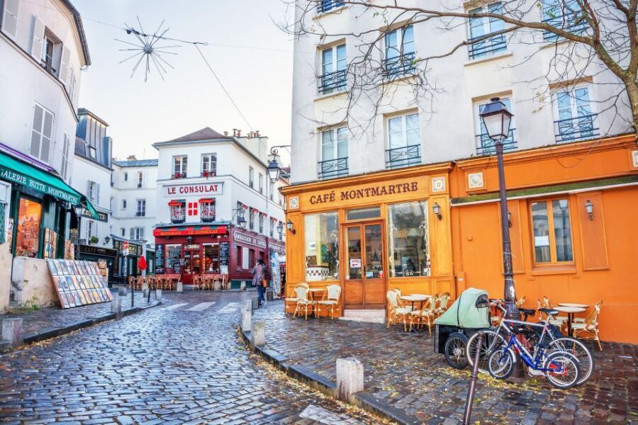 Paris's Old Town and Top Attractions Private Car Tour - A Deep Dive into the Paris Private Car Tour Experience
