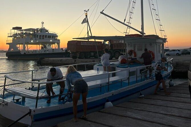Paros Half Day Wooden Boat Sea Tours in Parikia Bay or Sunset - Detailed Breakdown of the Itinerary