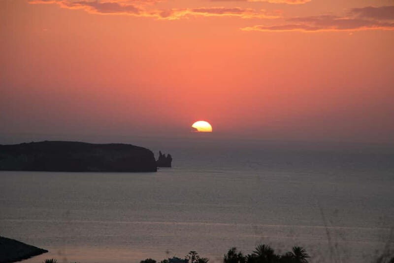 Paros: Sunset Boat Trip with Soft Drinks and Local Wine - What Makes This Experience Special