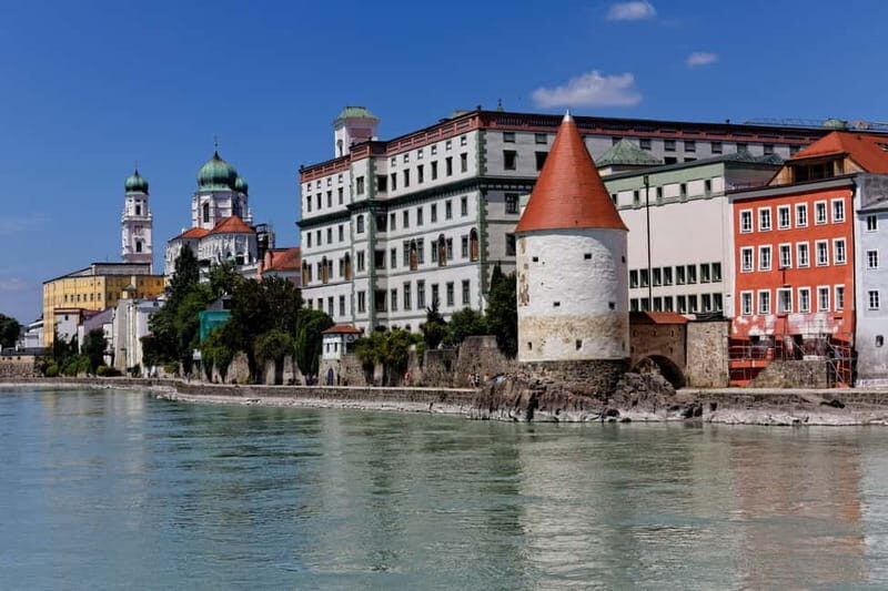 Passau: Express Walk with a Local in 60 minutes - Walking Through Passau: A Practical and Authentic Experience