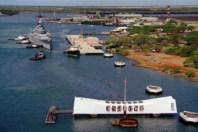 Pearl Harbor USS Arizona Memorial & Battleship Missouri - Who Is This Tour Best For?