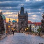 Pedestrian tour of Prague in Spanish - Practical Aspects & Tips