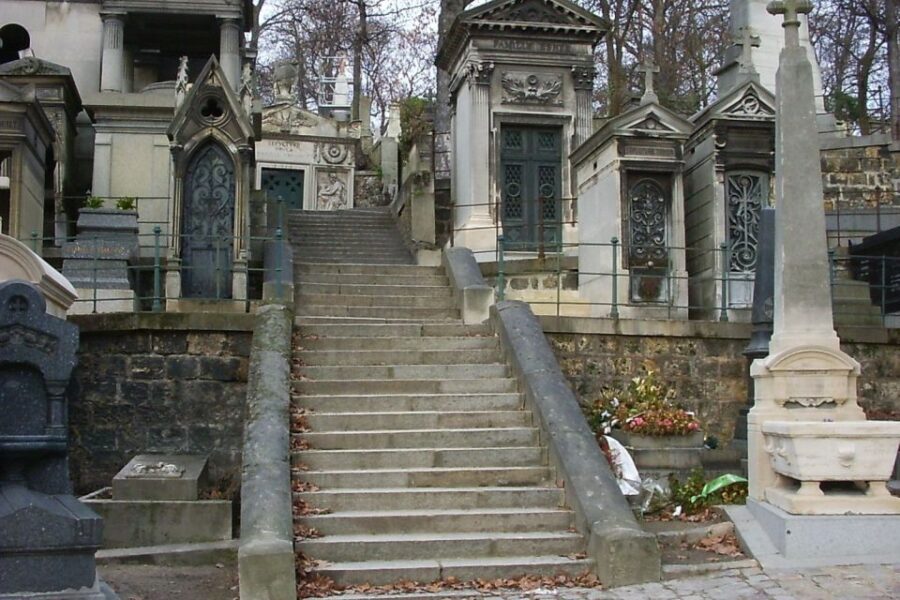 Père Lachaise Cemetery Walking Tour - Semi-Private 12ppl Max - An In-Depth Look at the Père Lachaise Cemetery Tour