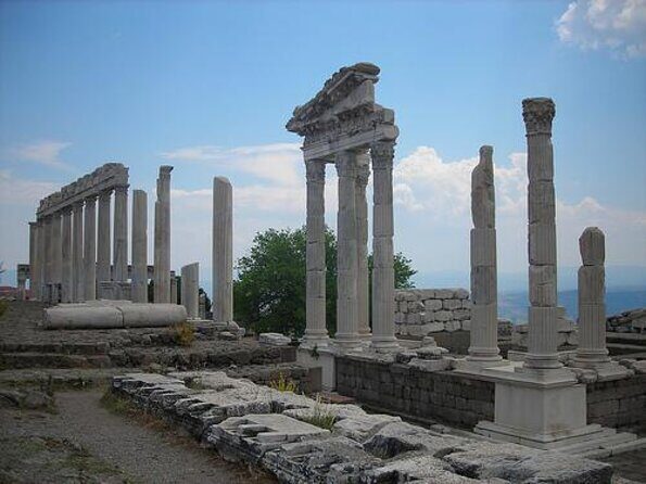 Pergamon Tour - An In-Depth Look at the Pergamon Tour