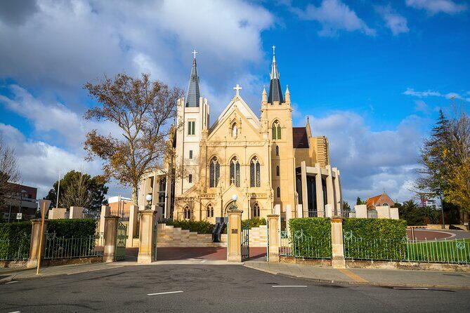 Perth Historic Downtown Smartphone Guided GPS Audio Walking Tour - What Makes This Tour Stand Out?