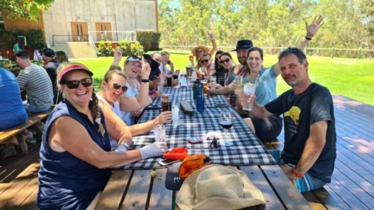 Perth: Swan River Kayaking Tour with Dining and Wine Tasting - FAQ