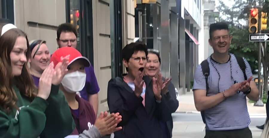 Philadelphia: Comedy Magic Walking Tour with a Guide - An In-Depth Look at the Philadelphia Comedy Magic Walking Tour