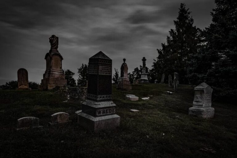 Philly Ghosts Boos and Booze Haunted Pub Crawl - The Sum Up