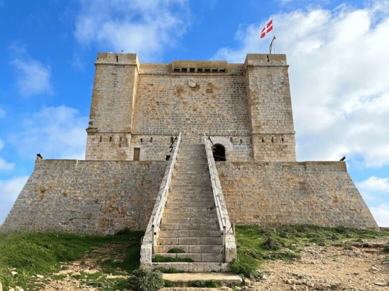 Photo Shoots Adventure - Trips in Lovers Cave, Gozo & Comino - The Itinerary: What You Can Expect