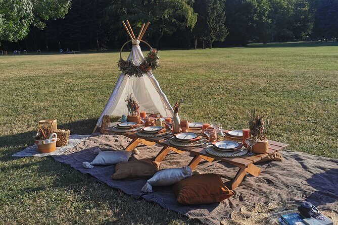 Picnics experience in Hungary - The Details of the Budapest Picnic Experience