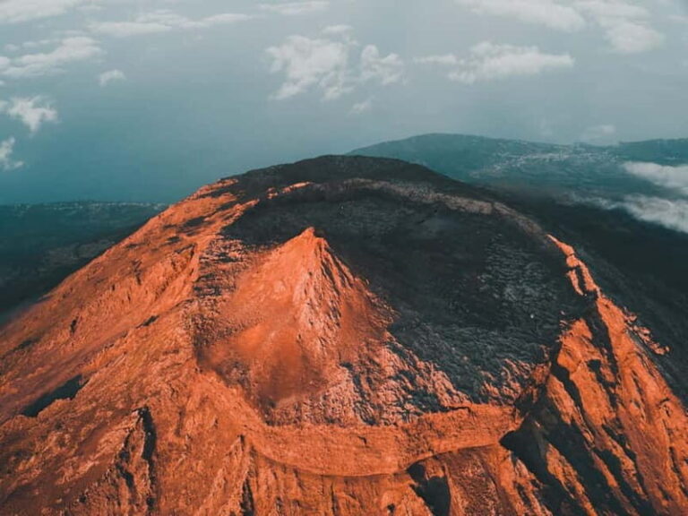 Pico Mountain Climb: Portugals Highest Point - 2351 meters - Meeting and Ending Points