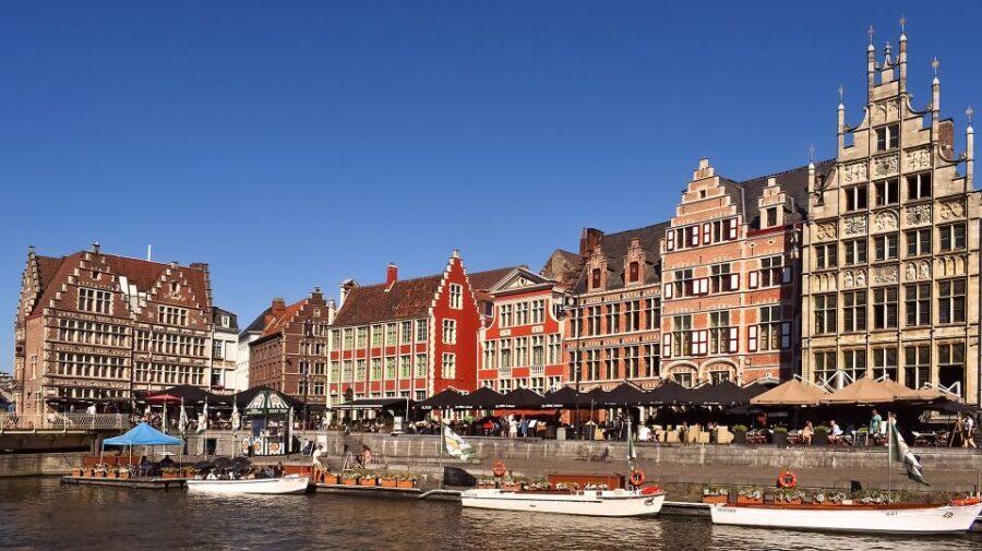 Picturesque Ghent  Private Romantic Tour for Couples - The Experience of a Private Guided Tour