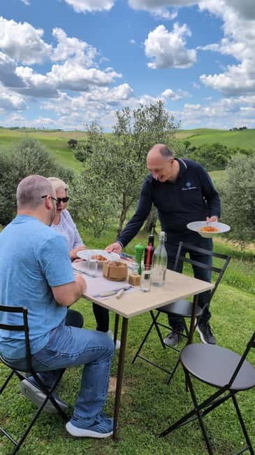 Pienza: Pool Day with Typical Gourmet Lunch at Farmhouse - Discovering the Experience: A Deep Dive
